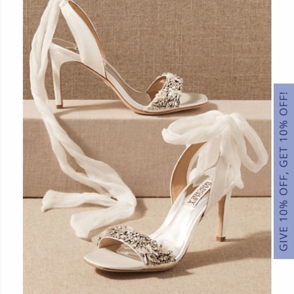 Badgley Mischka | Shoes | Badgley Mischka Bobbie Statement Bow Strap  Stiletto 85 | Poshmark